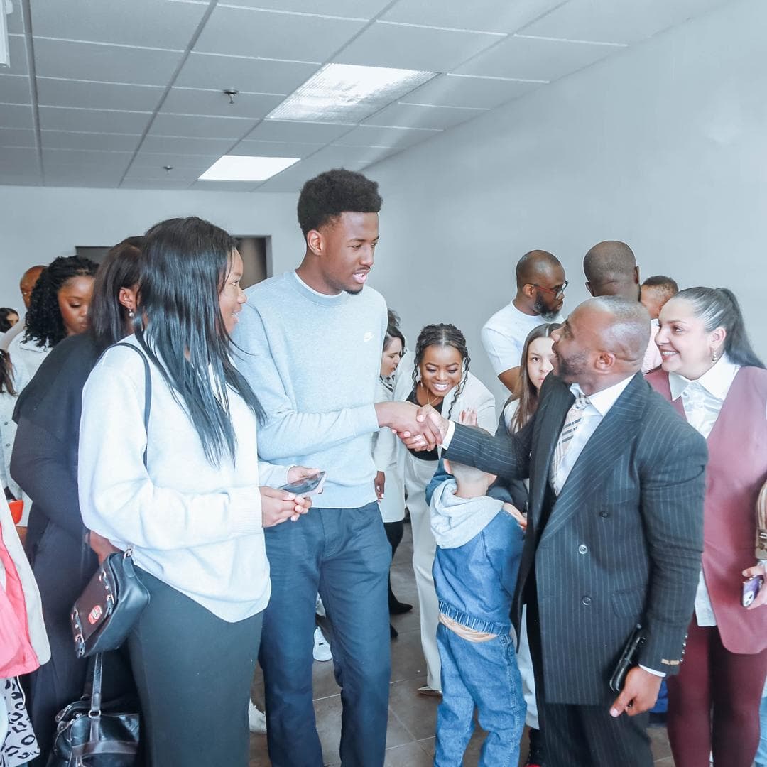 Plan Your Visit Background